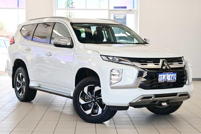 2024 Mitsubishi Pajero Sport GLS