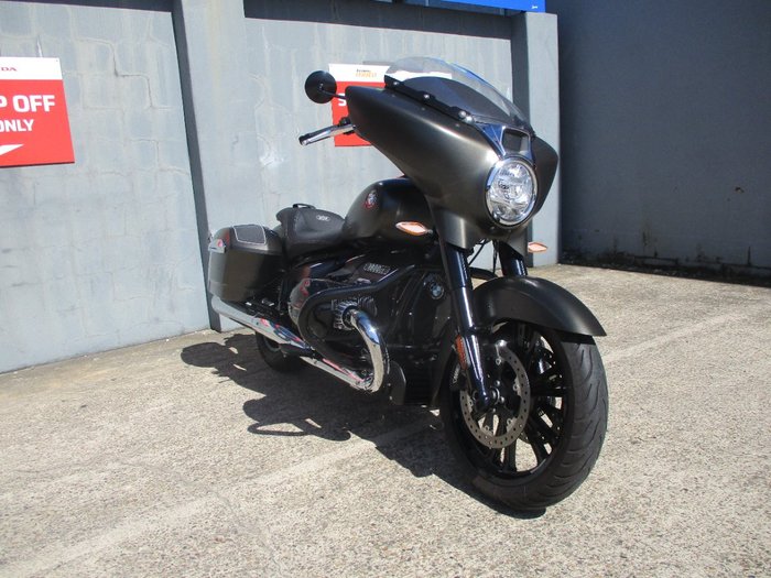 2023 BMW Motorrad R 18 BLACKLINE BLACK