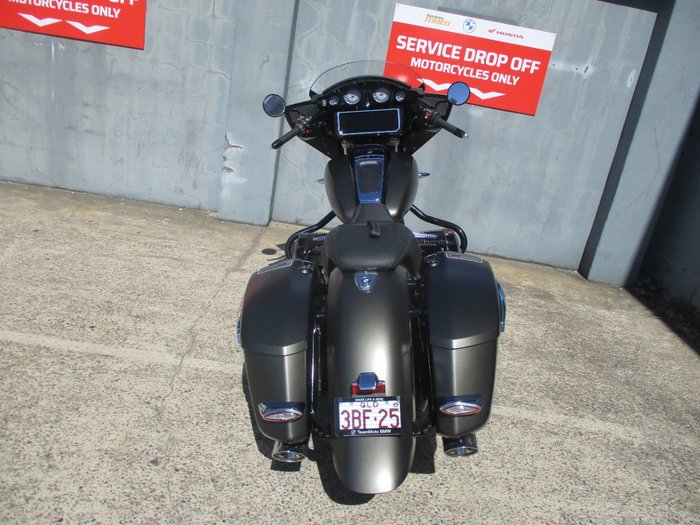 2023 BMW Motorrad R 18 BLACKLINE BLACK