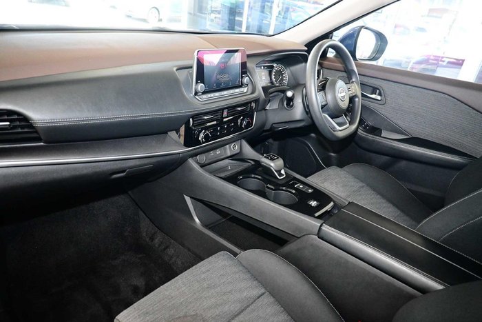 2024 Nissan X-TRAIL ST