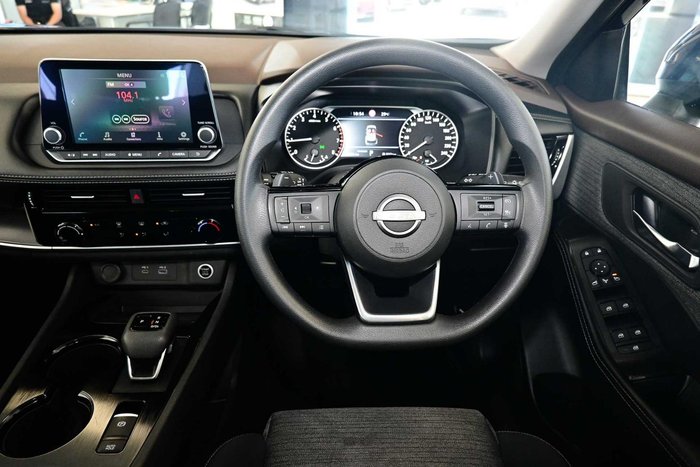 2024 Nissan X-TRAIL ST