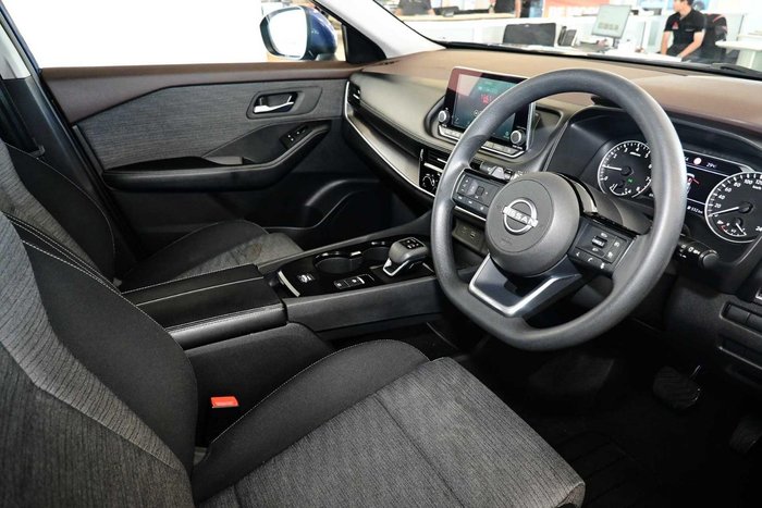 2024 Nissan X-TRAIL ST