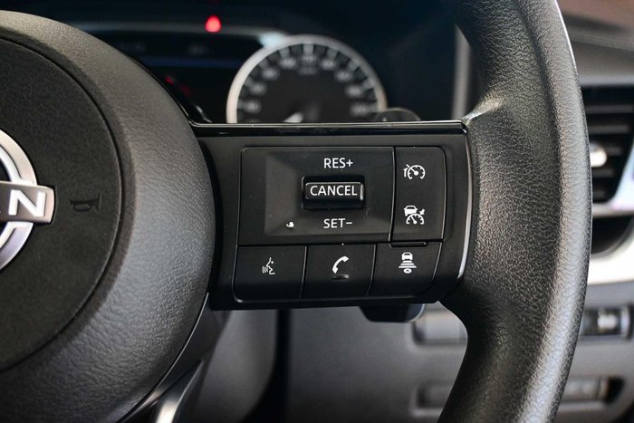 2024 Nissan X-TRAIL ST