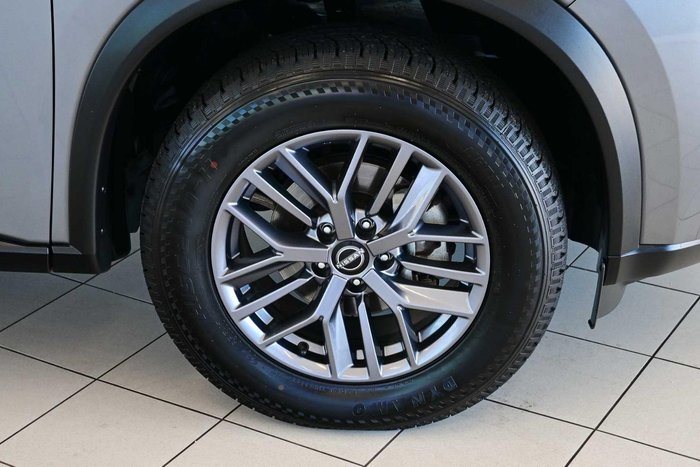 2024 Nissan X-TRAIL ST