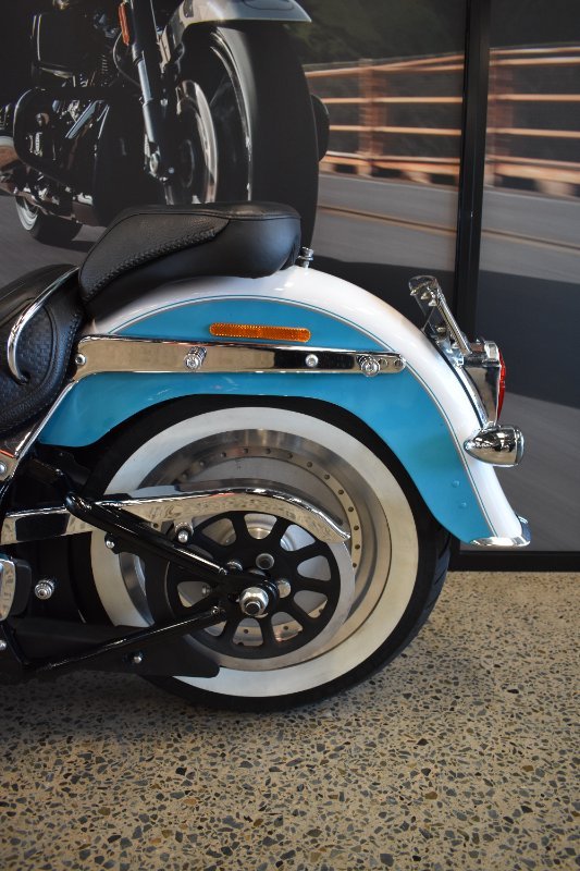 2016 Harley-davidson FLSTN SOFTAIL DELUXE BLUE