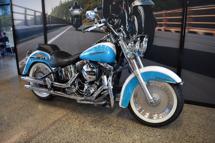 2016 Harley-davidson FLSTN SOFTAIL DELUXE BLUE