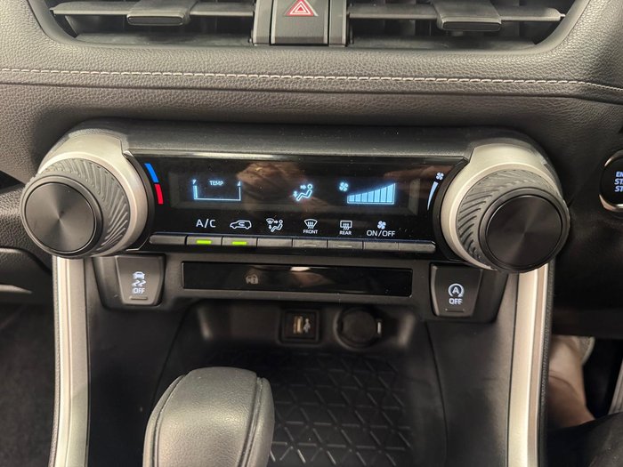 2024 Toyota RAV4 GX MXAA52R Silver Sky