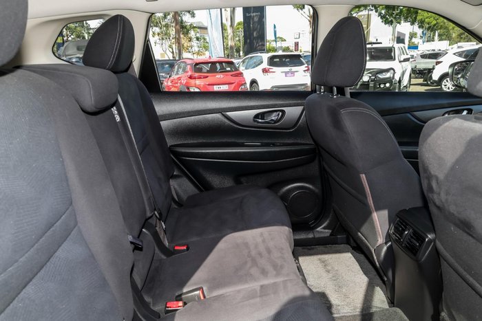 2016 Nissan X-TRAIL ST