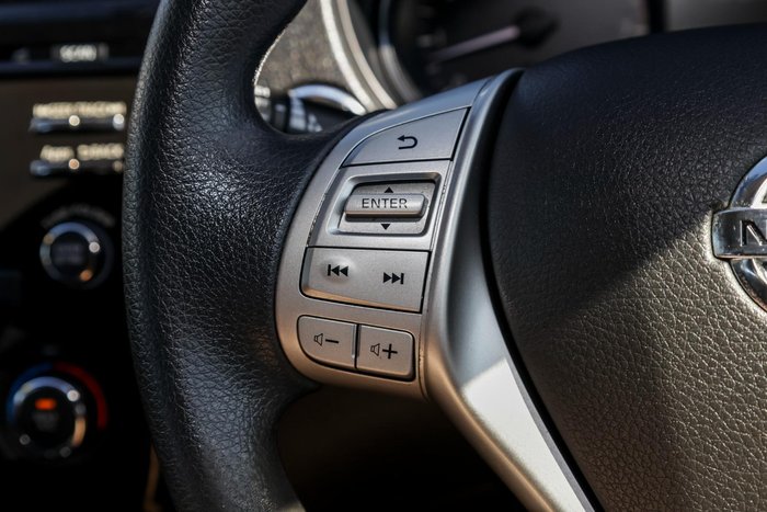 2016 Nissan X-TRAIL ST