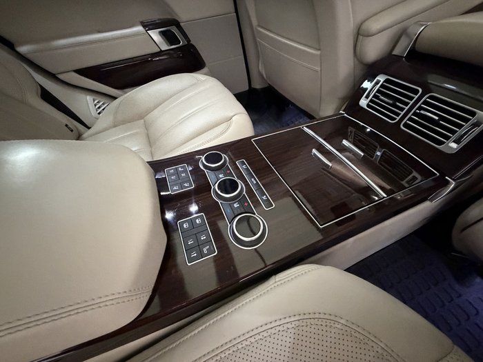 2013 Land Rover Range Rover SDV8 Autobiography