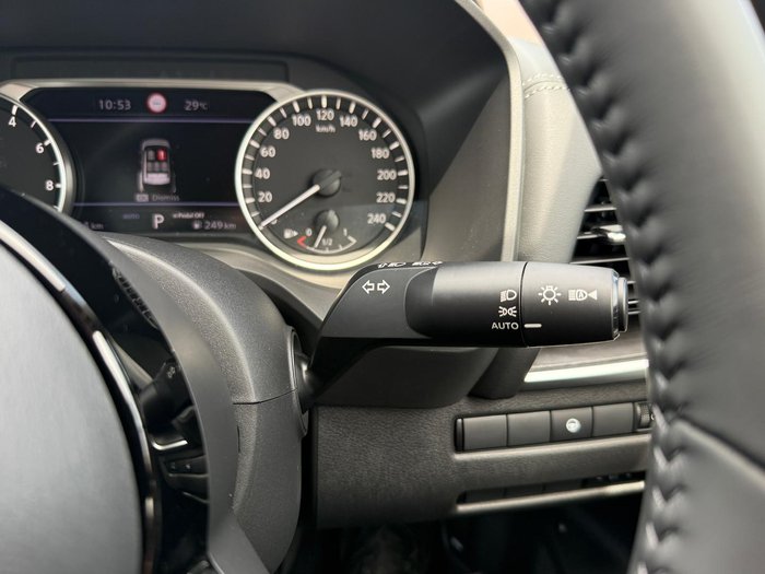 2025 Nissan X-TRAIL ST-L e-POWER