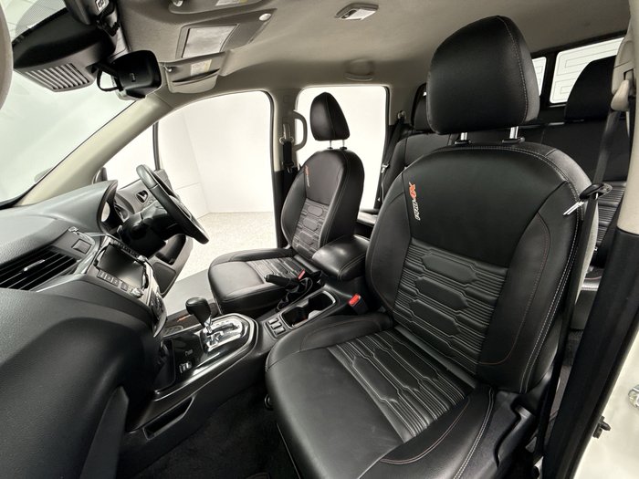 2021 Nissan Navara PRO-4X