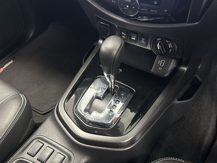 2021 Nissan Navara PRO-4X