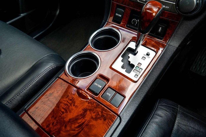 2012 Toyota Kluger Grande