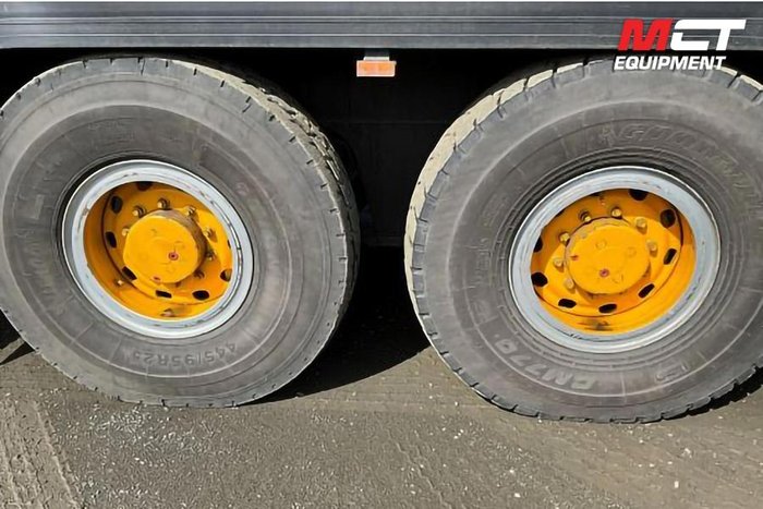 2015 Liebherr Ltm1130-5.1