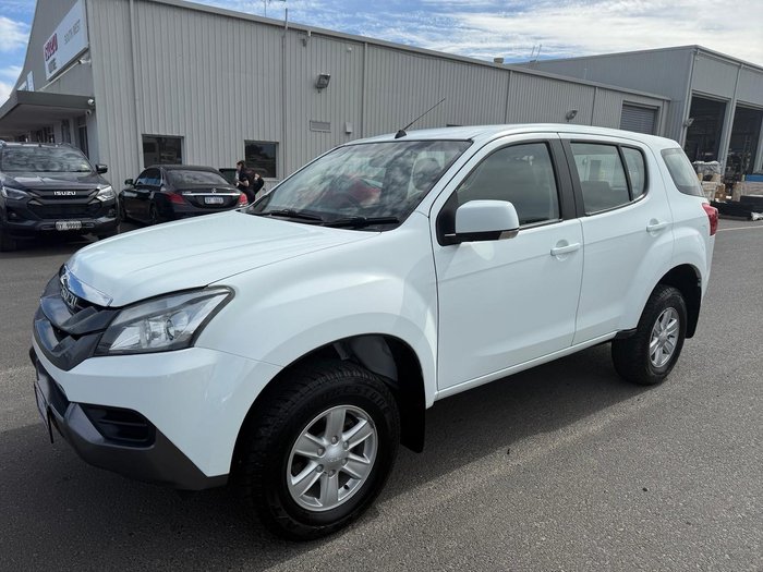 2015 Isuzu MU-X LS-M