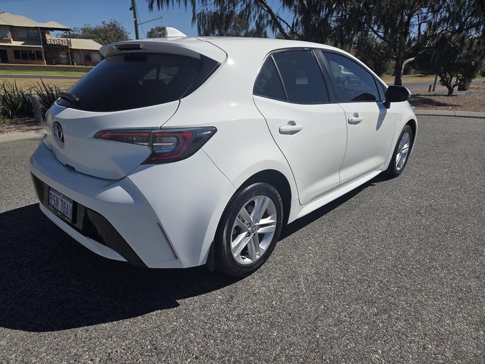 2019 Toyota Corolla Ascent Sport MZEA12R Glacier White