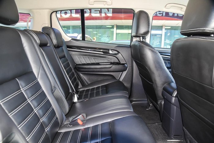 2021 Isuzu MU-X LS-T