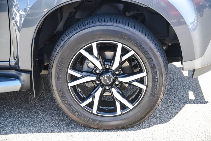 2021 Isuzu MU-X LS-T