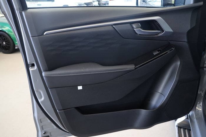 2025 Isuzu D-MAX LS-U+