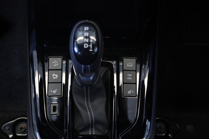 2025 Isuzu D-MAX LS-U+