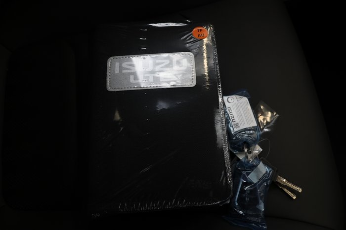 2025 Isuzu D-MAX LS-U+