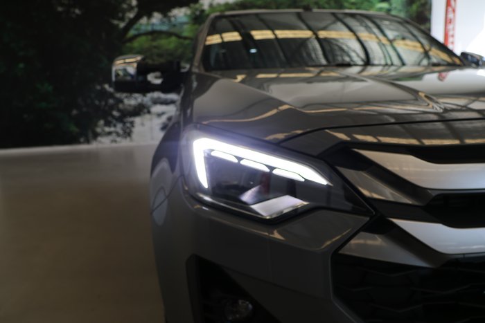 2025 Isuzu D-MAX LS-U+