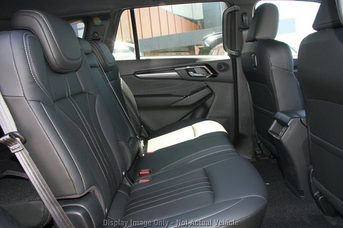 2025 Isuzu MU-X LS-T