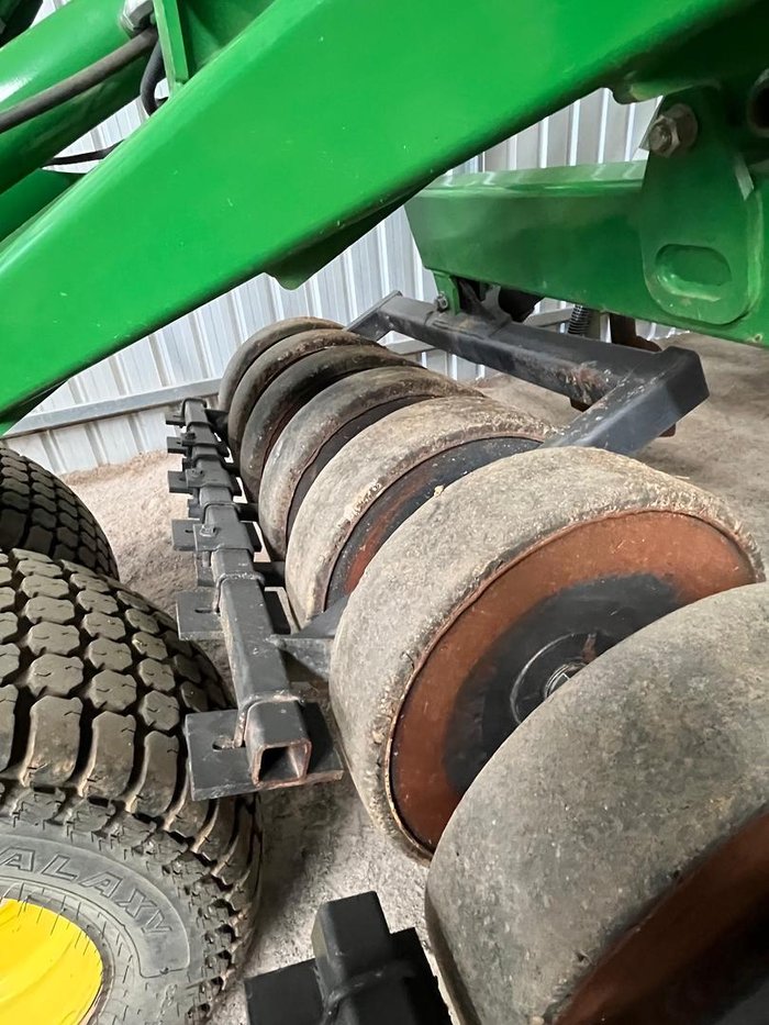 2022 John Deere H561 Air Hoe Drill