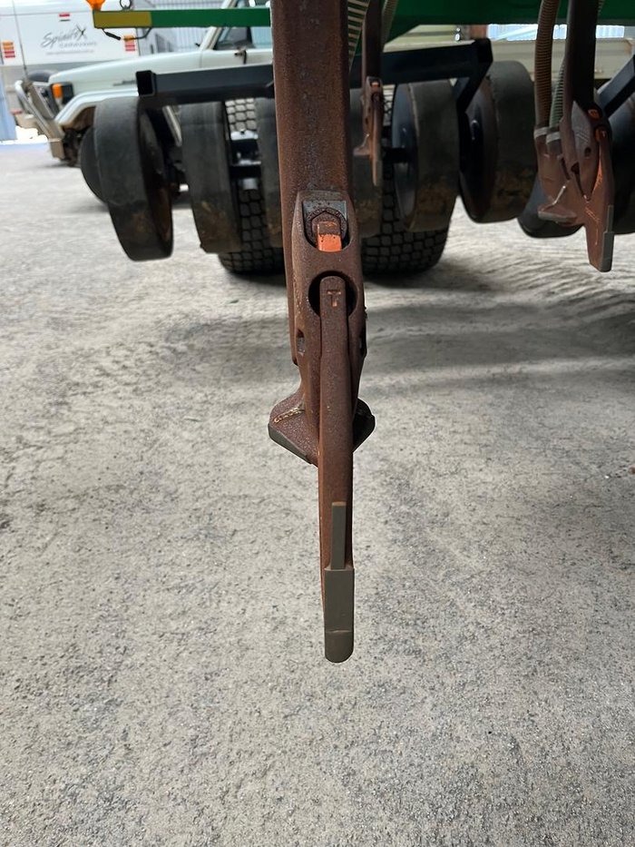 2022 John Deere H561 Air Hoe Drill