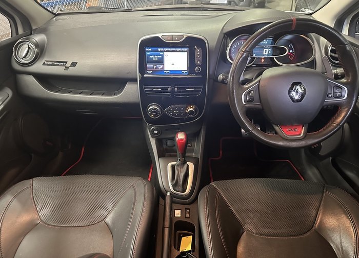 2015 Renault Clio R.S. 220 Trophy