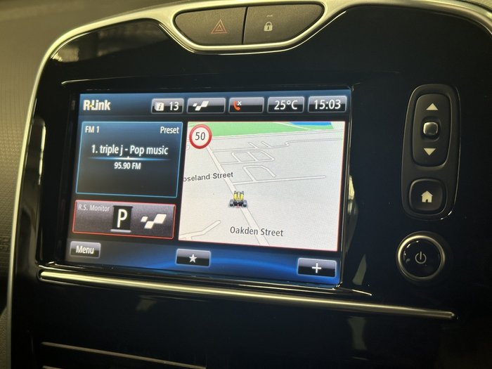 2015 Renault Clio R.S. 220 Trophy