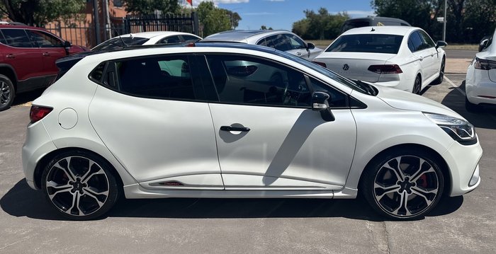 2015 Renault Clio R.S. 220 Trophy