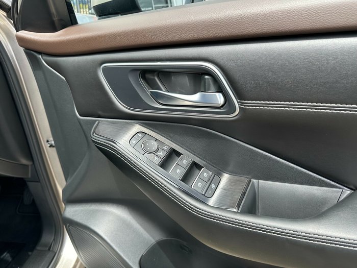 2025 Nissan X-TRAIL Ti e-POWER