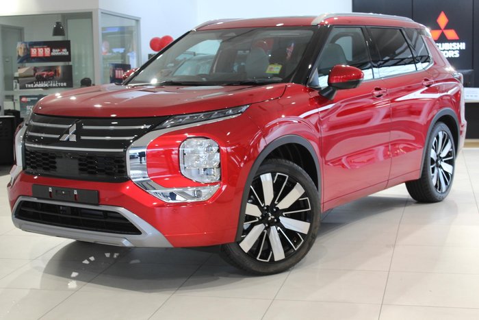 2025 Mitsubishi Outlander Exceed