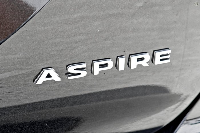 2025 Mitsubishi Outlander Aspire