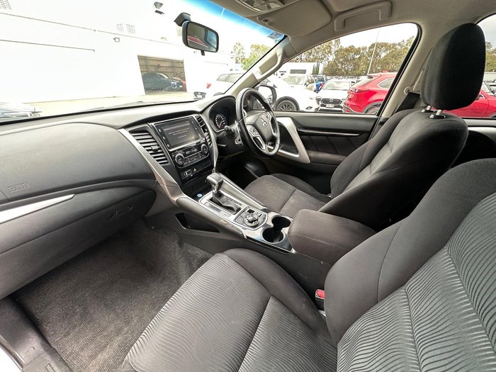 2018 Mitsubishi Pajero Sport GLX