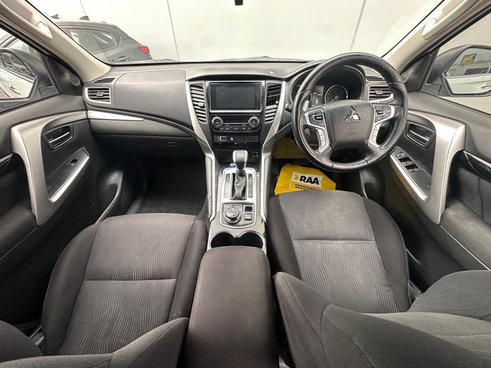 2018 Mitsubishi Pajero Sport GLX