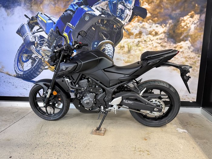 2025 Yamaha MT-03 (MT03LA) (ABS) GREY