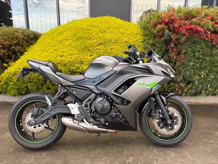 2023 Kawasaki NINJA 650 Grey