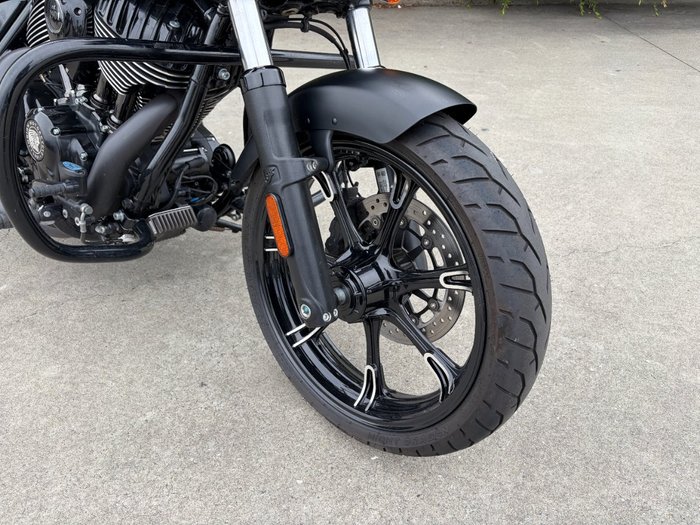 2023 Indian CHIEF DARK HORSE Black