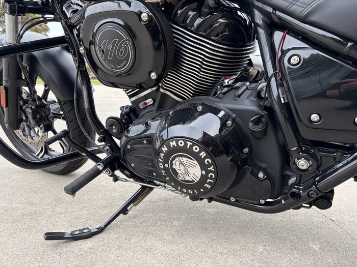2023 Indian CHIEF DARK HORSE Black