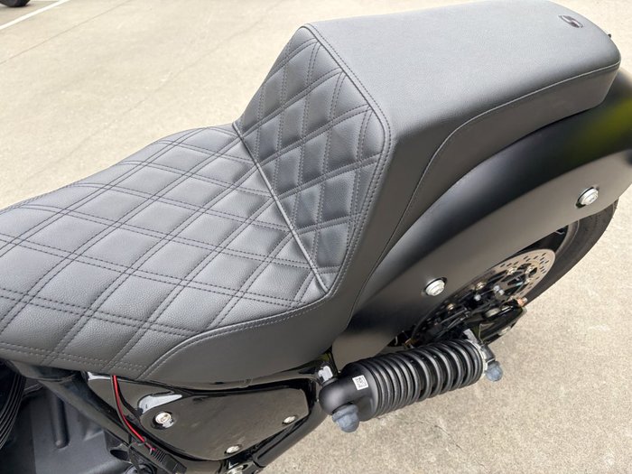 2023 Indian CHIEF DARK HORSE Black