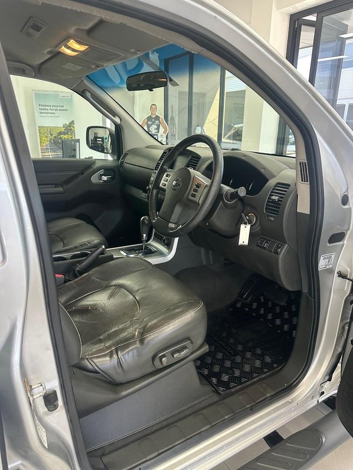 2014 Nissan Navara ST-X 550 D40 Series 5 4X4 Dual Range Silver Lightning