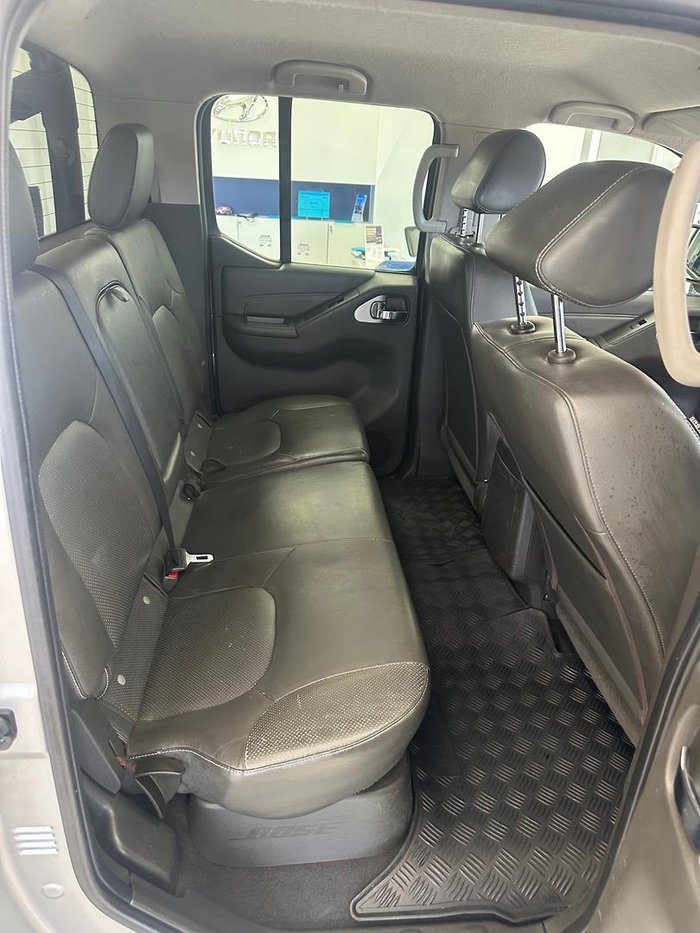 2014 Nissan Navara ST-X 550 D40 Series 5 4X4 Dual Range Silver Lightning
