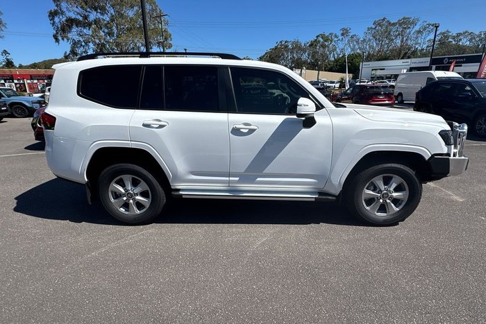 2025 Toyota Landcruiser GXL