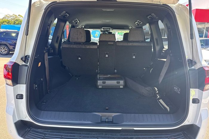 2025 Toyota Landcruiser GXL