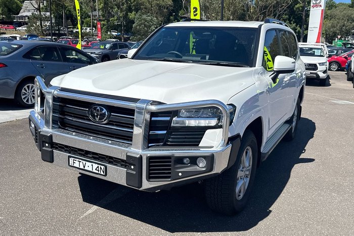 2025 Toyota Landcruiser GXL