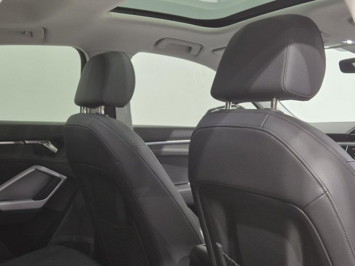 2022 Audi Q3 35 TFSI S line