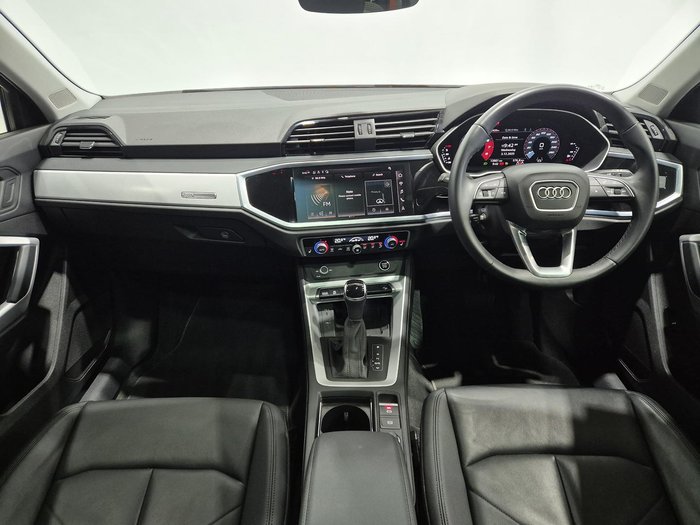 2022 Audi Q3 35 TFSI S line